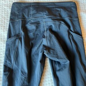 Womens 25” inseam size 8 fast and free leggings